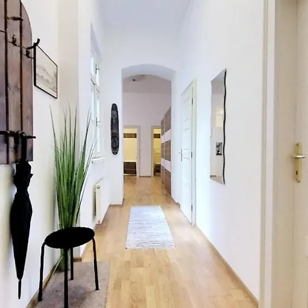 Apartment Central Apartmany Biela Street Bratislava