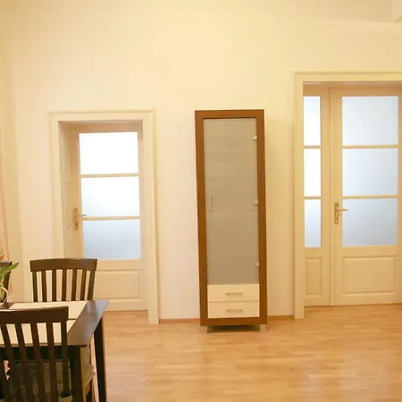 Central Apartmany Biela Street Apartment Bratislava