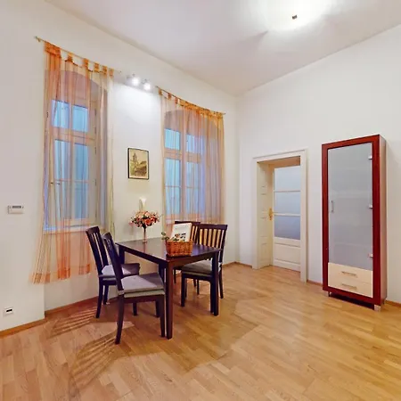 Central Apartmany Biela Street