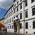 Biela Street Appartement *