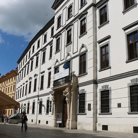 Biela Street Appartement *